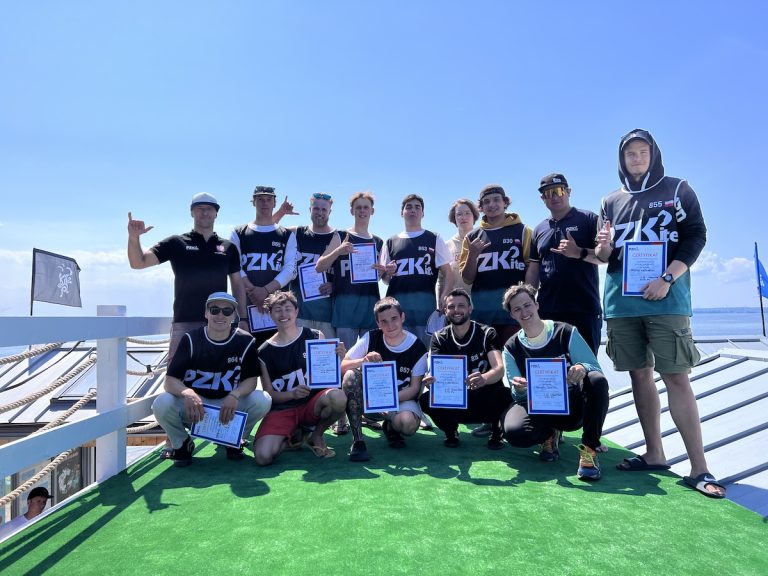 Instruktorzy kitesurfingu PZKITE